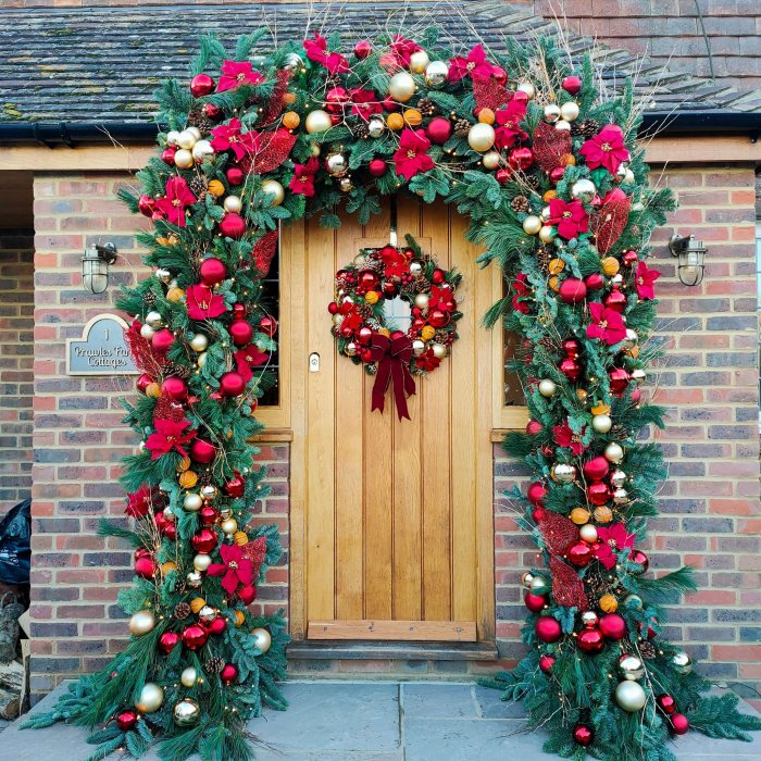 Christmas decoration for front door