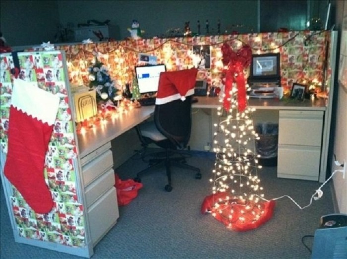 Office desk christmas decoration